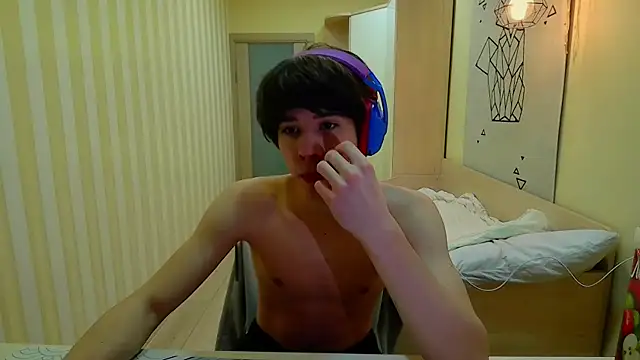 gayGamogey online show from December 22, 2025, 6:16 pm