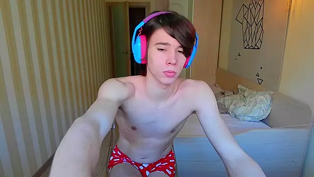 gayGamogey online show from March 12, 2026, 11:49 am