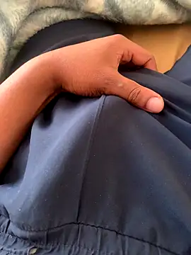 Snapshot of 078-Piper chatting on October 21, 2025, 6:03 am 078-Piper online show from October 21, 2025, 6:03 am