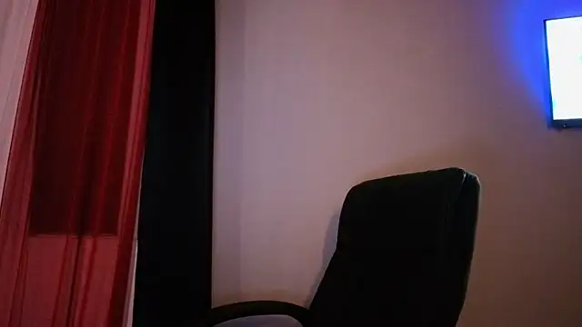 Charlee pink online show from July 12, 2026, 3:30 am