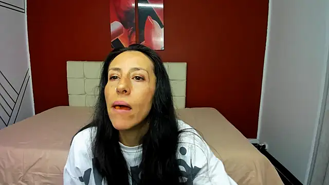 Abrillee1 online show from January 19, 2025, 3:08 am