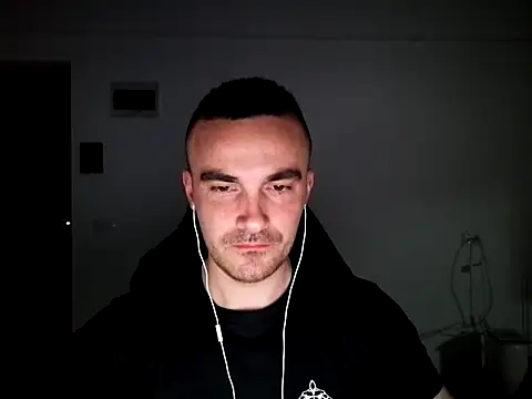 Snapshot of mu5clemania2 chatting on January 17, 2025, 6:54 pm mu5clemania2 online show from January 17, 2025, 6:54 pm