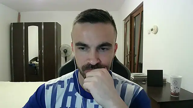 Snapshot of mu5clemania2 chatting on October 2, 2025, 3:52 pm mu5clemania2 online show from October 2, 2025, 3:52 pm