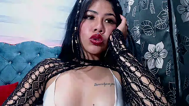 lily jamesx online show from February 26, 2025, 2:37 am