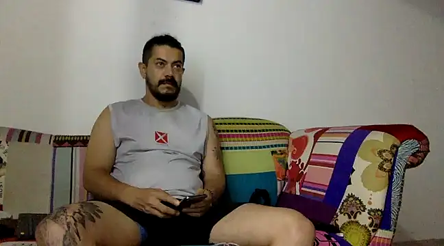 AndresSmith   online show from March 7, 2025, 10:35 am