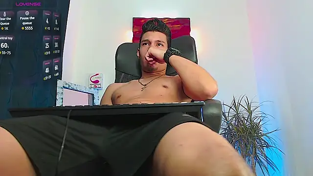 Snapshot of dirtyboy_23 chatting on October 15, 2025, 5:07 am dirtyboy 23 online show from October 15, 2025, 5:07 am