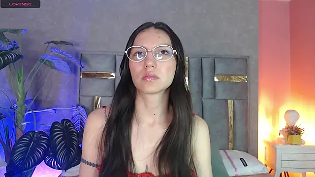 Bianca ks online show from November 8, 2025, 3:07 am