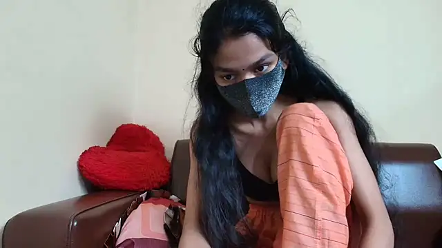 Snapshot of Srabontii chatting on December 21, 2025, 11:28 am Srabontii online show from December 21, 2025, 11:28 am