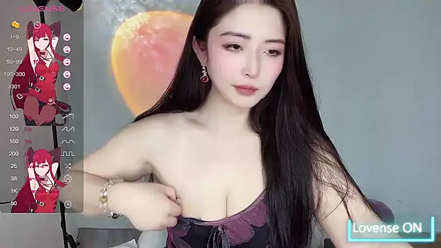 Snapshot of Alice-821 chatting on January 14, 2025, 2:22 pm Alice-821 online show from January 14, 2025, 2:22 pm