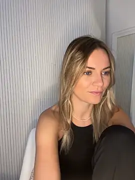 Milla  one online show from November 25, 2025, 9:31 am