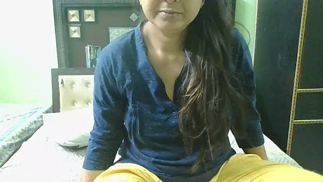 couplesuni online show from March 20, 2025, 3:56 am