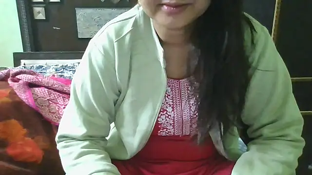 Snapshot of couplesuni chatting on January 14, 2026, 6:30 am couplesuni online show from January 14, 2026, 6:30 am