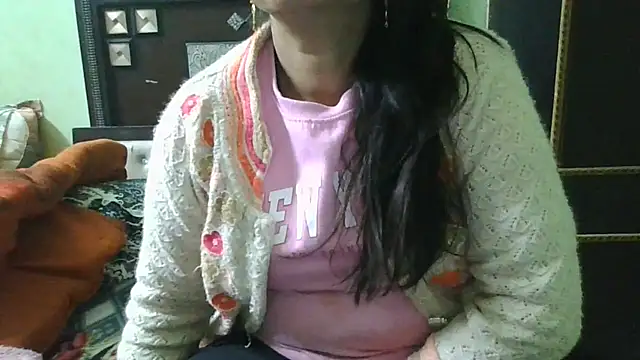 Snapshot of couplesuni chatting on January 16, 2026, 10:19 am couplesuni online show from January 16, 2026, 10:19 am