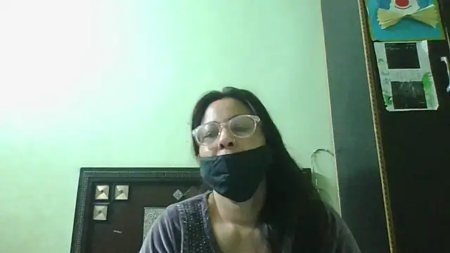 Snapshot of couplesuni chatting on February 23, 2026, 3:59 am couplesuni online show from February 23, 2026, 3:59 am