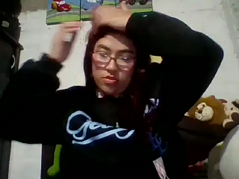 dafne19  online show from February 7, 2025, 3:01 am