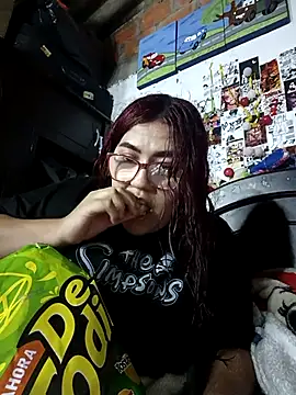 dafne19  online show from October 12, 2025, 6:34 am