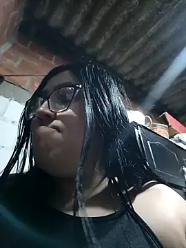 dafne19  online show from April 9, 2026, 11:48 am