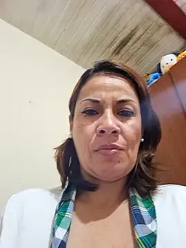 Snapshot of Zaralu_ chatting on February 12, 2026, 12:55 pm Zaralu online show from February 12, 2026, 12:55 pm