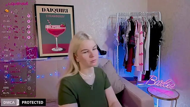 Snapshot of Tasty_booty chatting on November 19, 2025, 1:27 am Tasty booty online show from November 19, 2025, 1:27 am