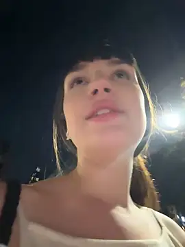 Sophie Avory online show from December 18, 2024, 12:40 pm