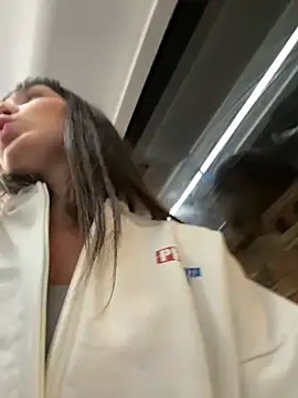 Sophie Avory online show from October 15, 2025, 6:19 pm