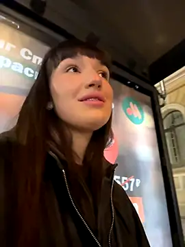 Sophie Avory online show from October 17, 2025, 8:44 pm