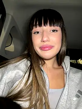 Snapshot of Sophie_Avory chatting on December 22, 2025, 11:02 pm Sophie Avory online show from December 22, 2025, 11:02 pm