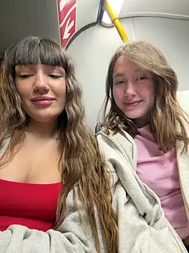 Snapshot of Sophie_Avory chatting on February 5, 2026, 3:27 pm Sophie Avory online show from February 5, 2026, 3:27 pm