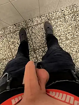 geilehecke1 online show from March 17, 2025, 12:04 pm