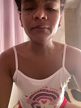 Snapshot of alexatransgata chatting on February 5, 2026, 12:32 pm alexatransgata online show from February 5, 2026, 12:32 pm