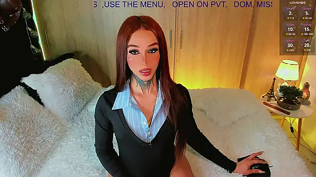 CALLME GODDESS  online show from June 24, 2026, 9:19 am