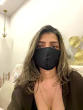 Snapshot of MaYaa__11 chatting on January 14, 2026, 7:14 am MaYaa 11 online show from January 14, 2026, 7:14 am