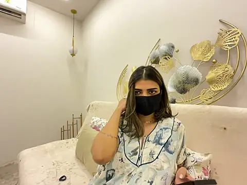Snapshot of MaYaa__11 chatting on March 16, 2026, 7:01 am MaYaa 11 online show from March 16, 2026, 7:01 am