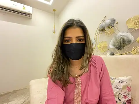 Snapshot of MaYaa__11 chatting on March 18, 2026, 7:00 am MaYaa 11 online show from March 18, 2026, 7:00 am