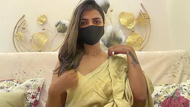 Snapshot of MaYaa__11 chatting on May 21, 2026, 7:48 am MaYaa 11 online show from May 21, 2026, 7:48 am