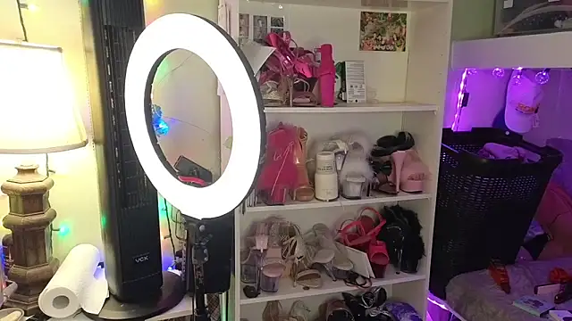 cunty tranny lydia online show from April 12, 2026, 4:06 am