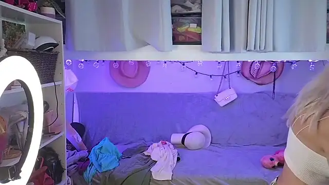 cunty tranny lydia online show from June 26, 2026, 5:23 am