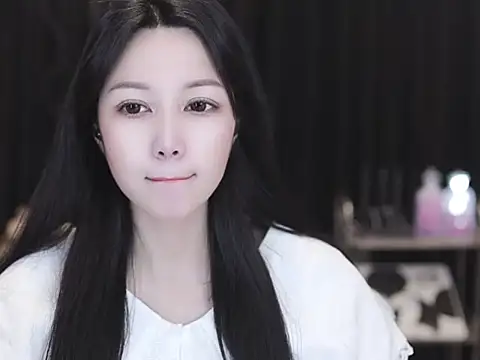 Nuyoah-77 online show from March 16, 2026, 5:55 am