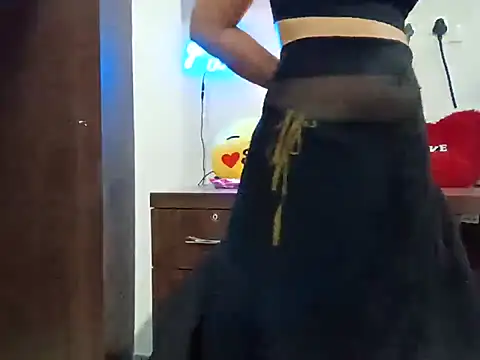 GoldnessAishu online show from March 9, 2025, 5:28 pm