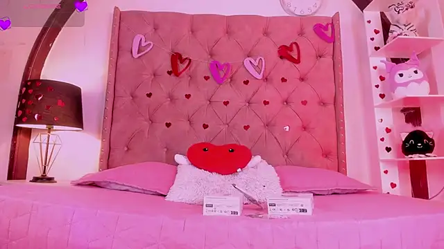 LadyAvalon online show from February 15, 2025, 7:50 pm