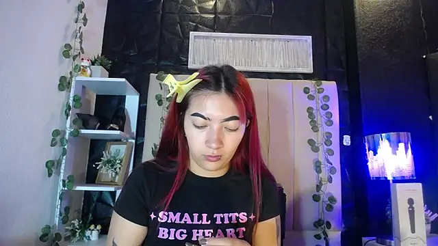 Mia Rinn online show from March 15, 2025, 1:18 pm