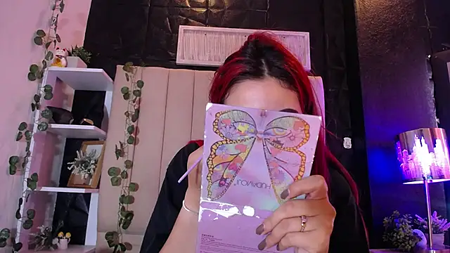 Mia Rinn online show from March 17, 2025, 2:01 pm