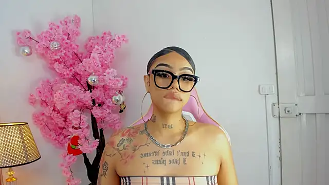 Mia Jansen online show from December 21, 2024, 12:42 am