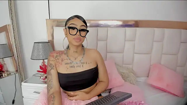 Mia Jansen online show from February 10, 2025, 8:53 pm