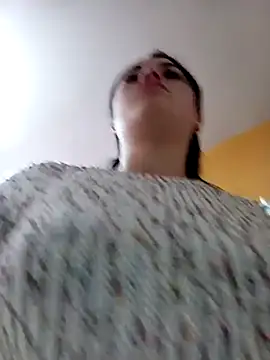 Snapshot of Lesly_10- chatting on March 12, 2025, 6:44 pm Lesly 10- online show from March 12, 2025, 6:44 pm