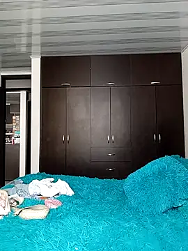 Snapshot of Lesly_10- chatting on September 10, 2025, 4:18 pm Lesly 10- online show from September 10, 2025, 4:18 pm