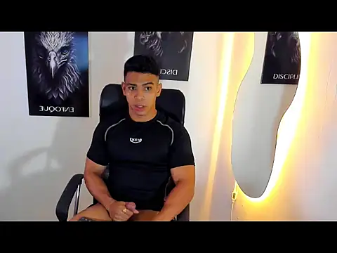 Snapshot of Andrew_wolf7 chatting on December 12, 2024, 1:21 am Andrew wolf7 online show from December 12, 2024, 1:21 am