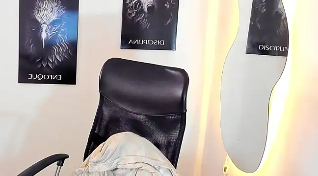 Snapshot of Andrew_wolf7 chatting on March 6, 2025, 2:40 pm Andrew wolf7 online show from March 6, 2025, 2:40 pm