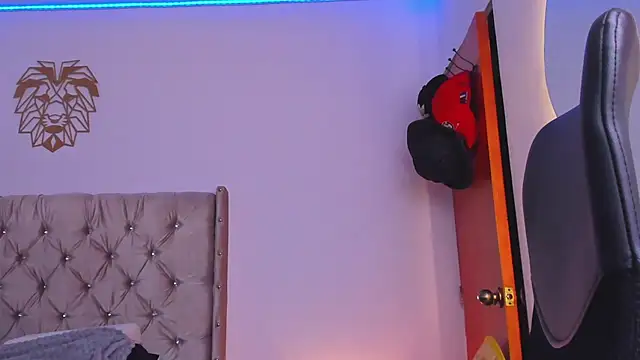 Snapshot of Andrew_wolf7 chatting on February 20, 2026, 11:05 pm Andrew wolf7 online show from February 20, 2026, 11:05 pm