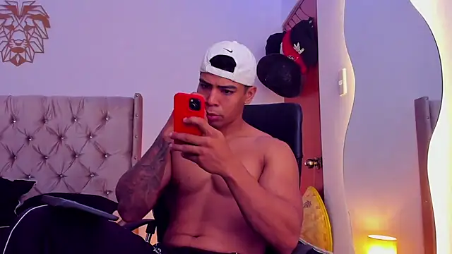 Snapshot of Andrew_wolf7 chatting on February 27, 2026, 2:11 am Andrew wolf7 online show from February 27, 2026, 2:11 am